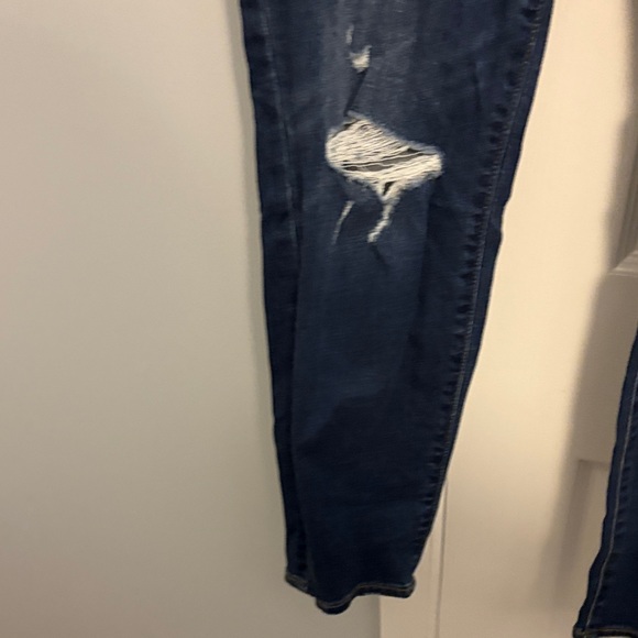 Old Navy Rockstar Mid Rise Distressed Skinny Pull On Jegging Blue Jean 18 Petite - Picture 4 of 7